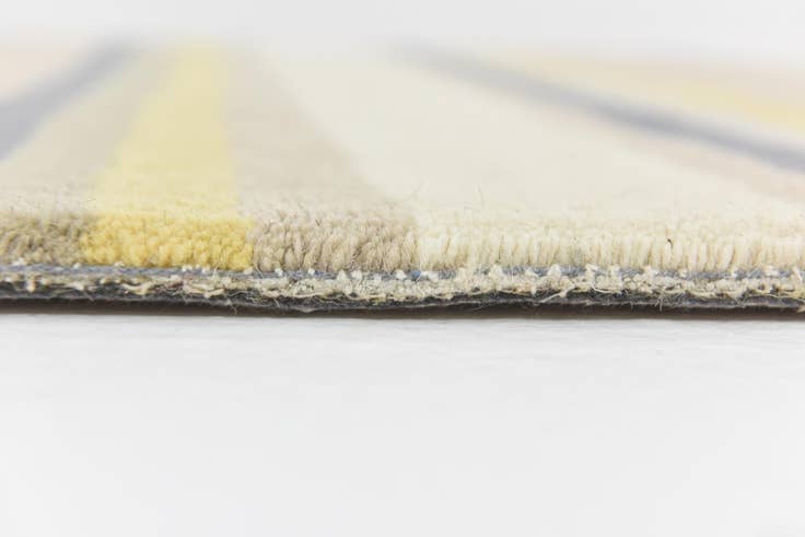Detail image of 3' 9 x 5' 7 Luna Wool Rug