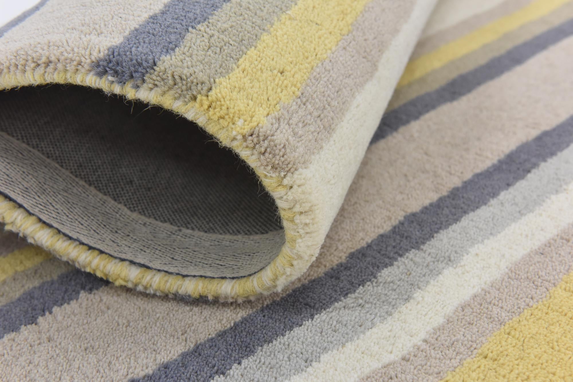 4' x 5' 8 Luna Wool Rug