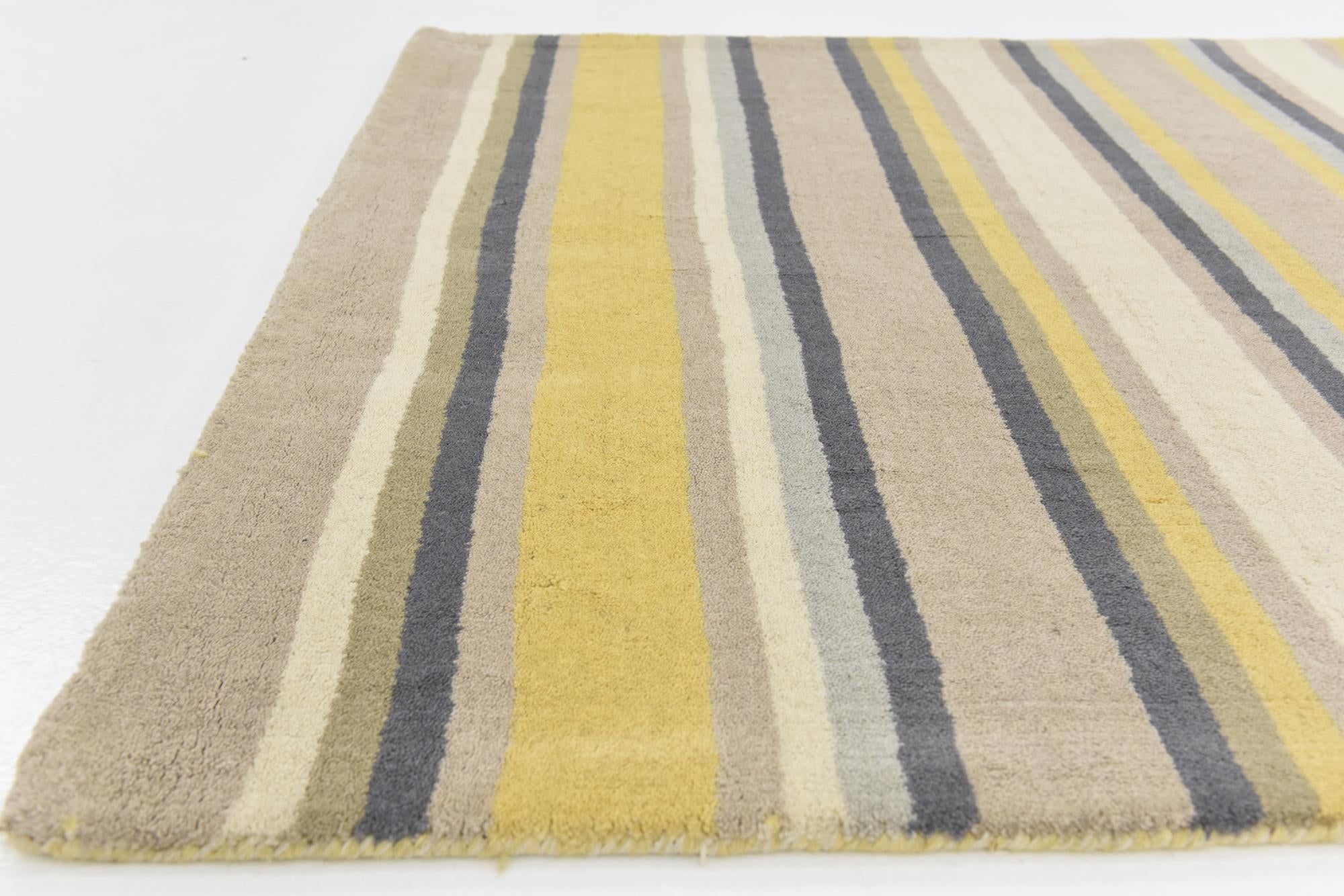 4' x 5' 8 Luna Wool Rug
