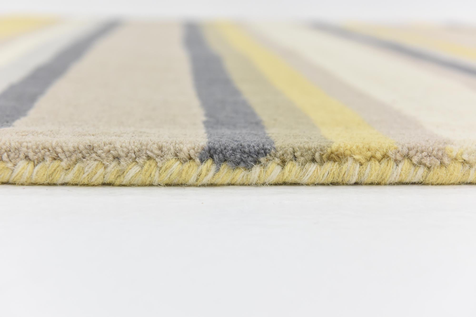 4' x 5' 8 Luna Wool Rug