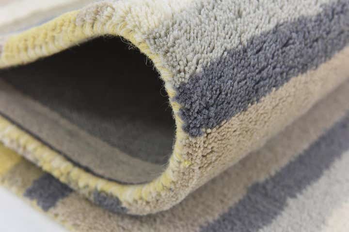 4' x 5' 8 Luna Wool Rug
