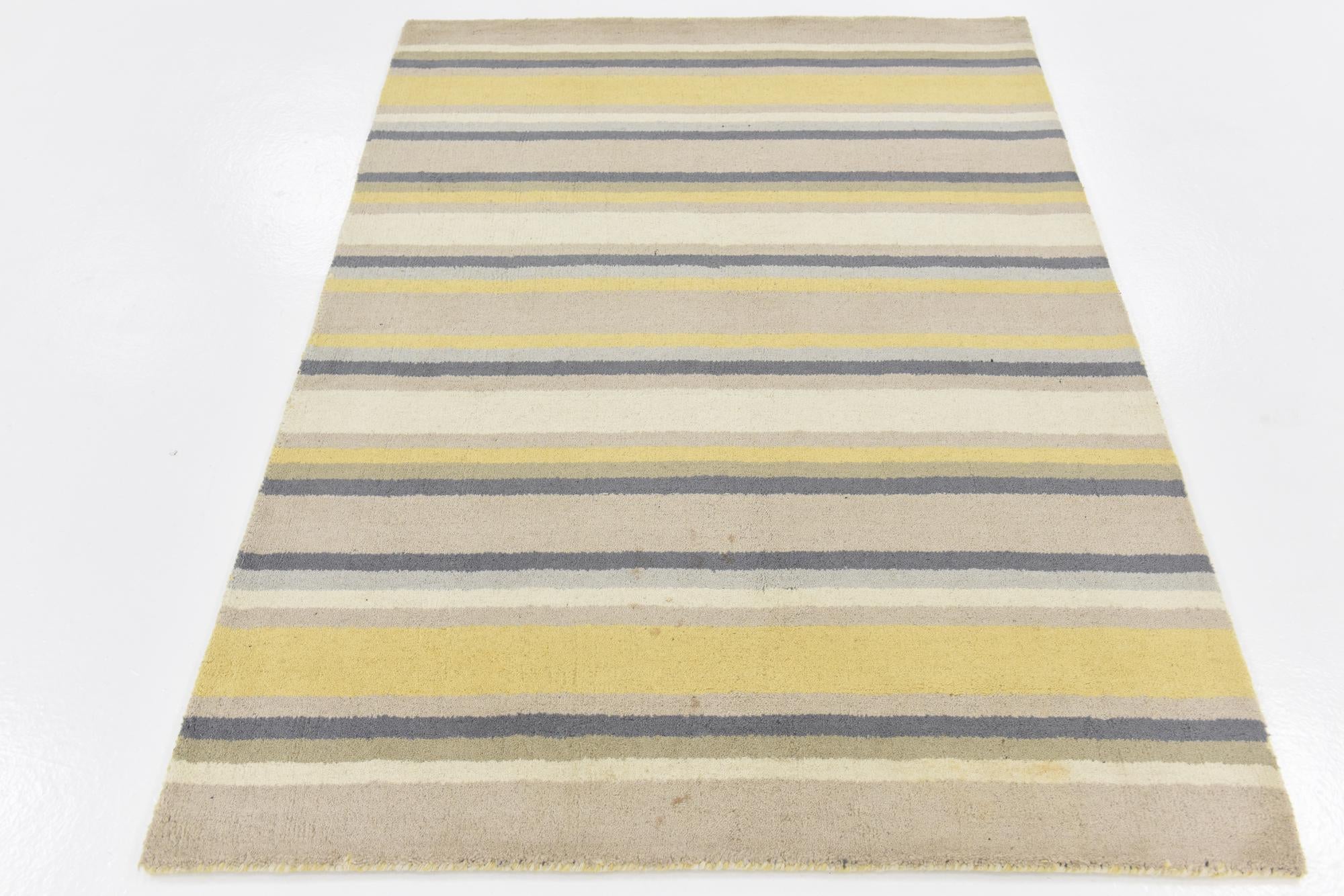 4' x 5' 6 Luna Wool Rug