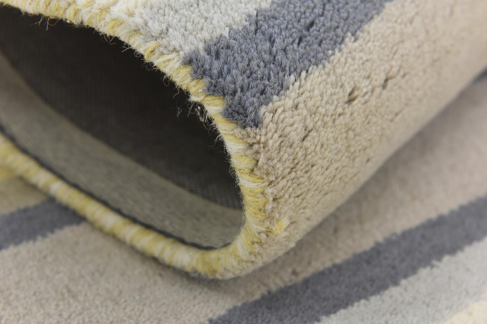 4' x 5' 6 Luna Wool Rug