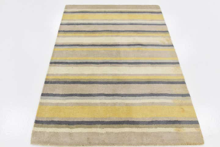4' x 5' 8 Luna Wool Rug