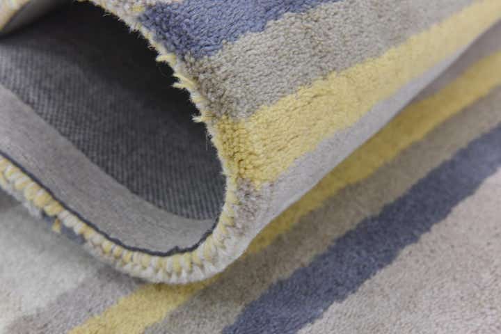 4' x 5' 8 Luna Wool Rug