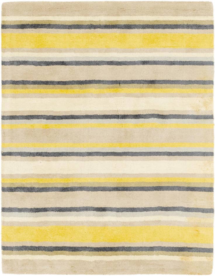 Detail image of 4' x 5' 8 Luna Wool Rug