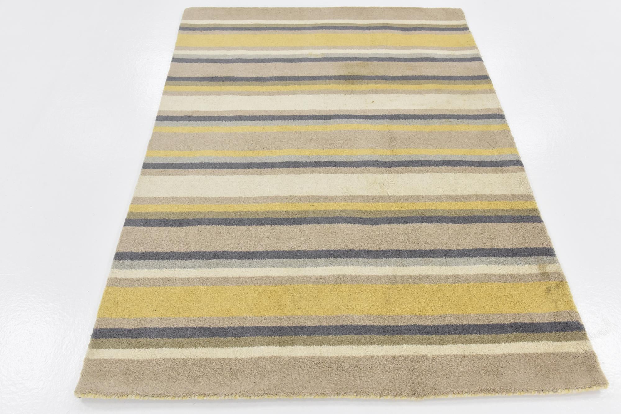 4' x 5' 6 Luna Wool Rug