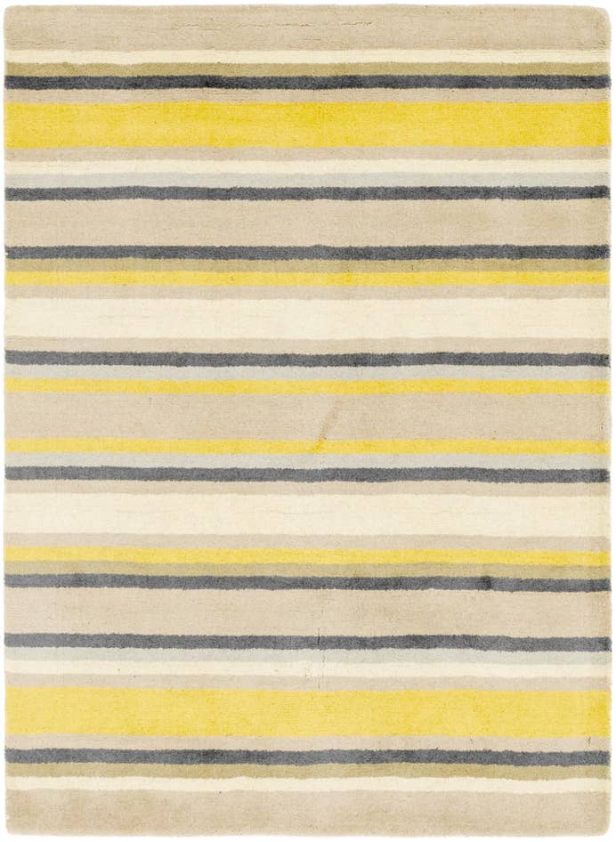 Detail image of 4' x 5' 8 Luna Wool Rug