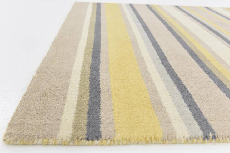 Detail image of 4' x 5' 6 Luna Wool Rug