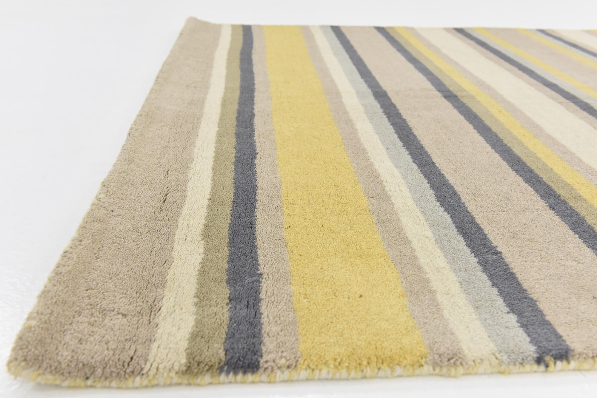 4' x 5' 8 Luna Wool Rug