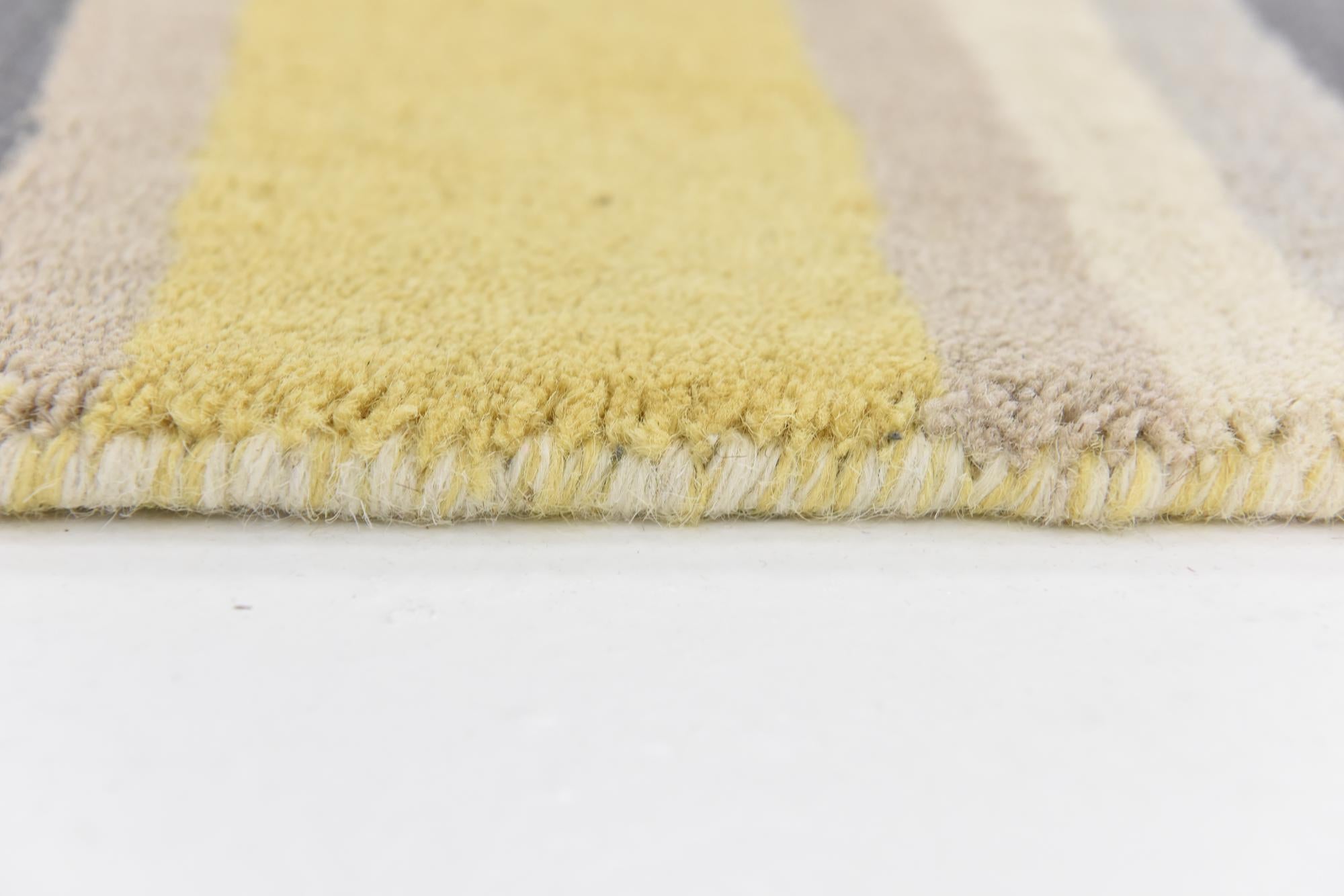 4' x 5' 8 Luna Wool Rug