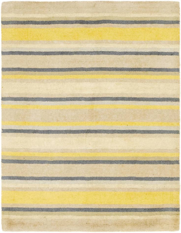 Detail image of 4' x 5' 7 Luna Wool Rug