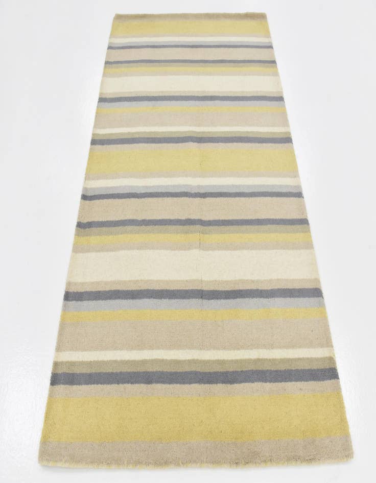 Detail image of 4' x 5' 8 Luna Wool Rug