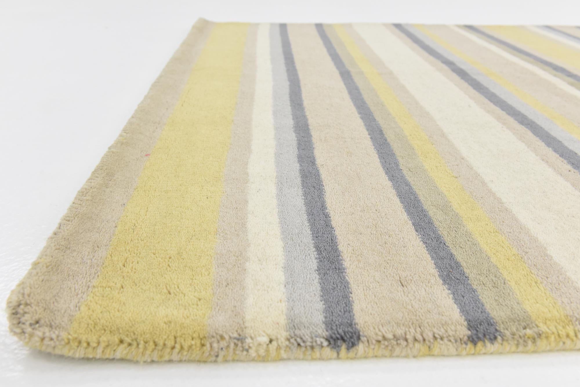 4' x 5' 8 Luna Wool Rug