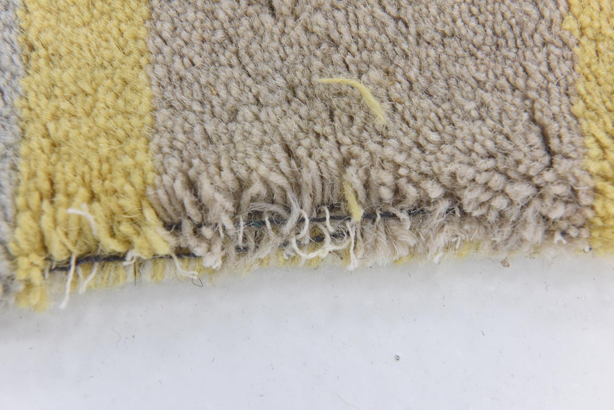 4' x 5' 6 Luna Wool Rug