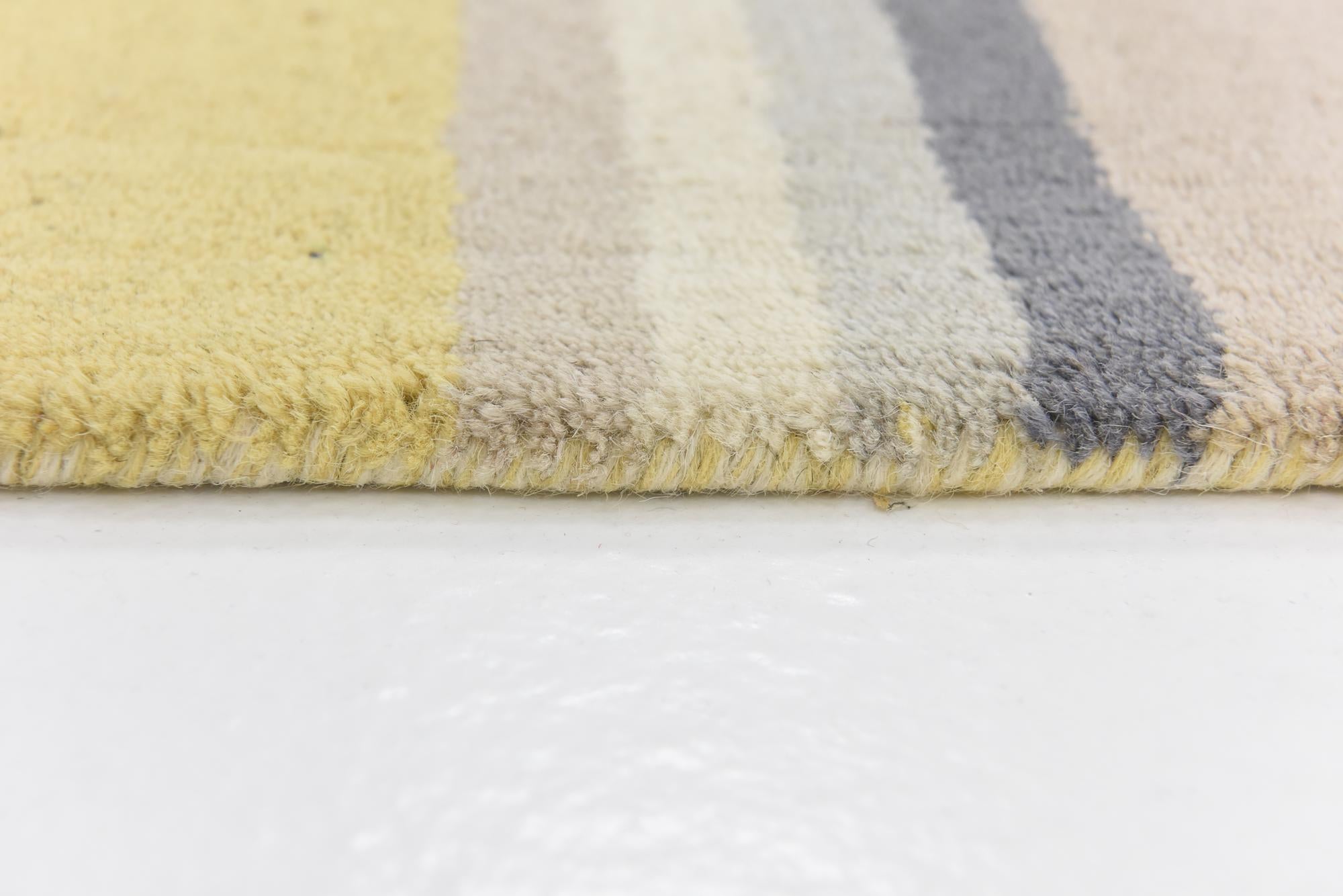 4' x 5' 7 Luna Wool Rug