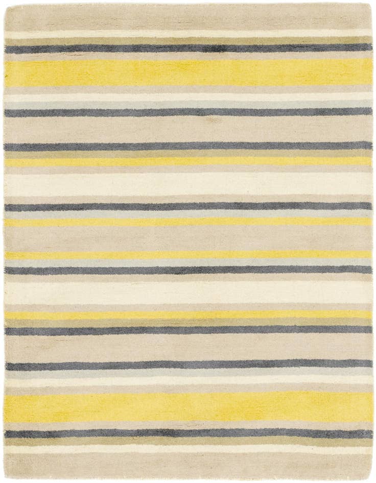 Detail image of 4' x 5' 7 Luna Wool Rug
