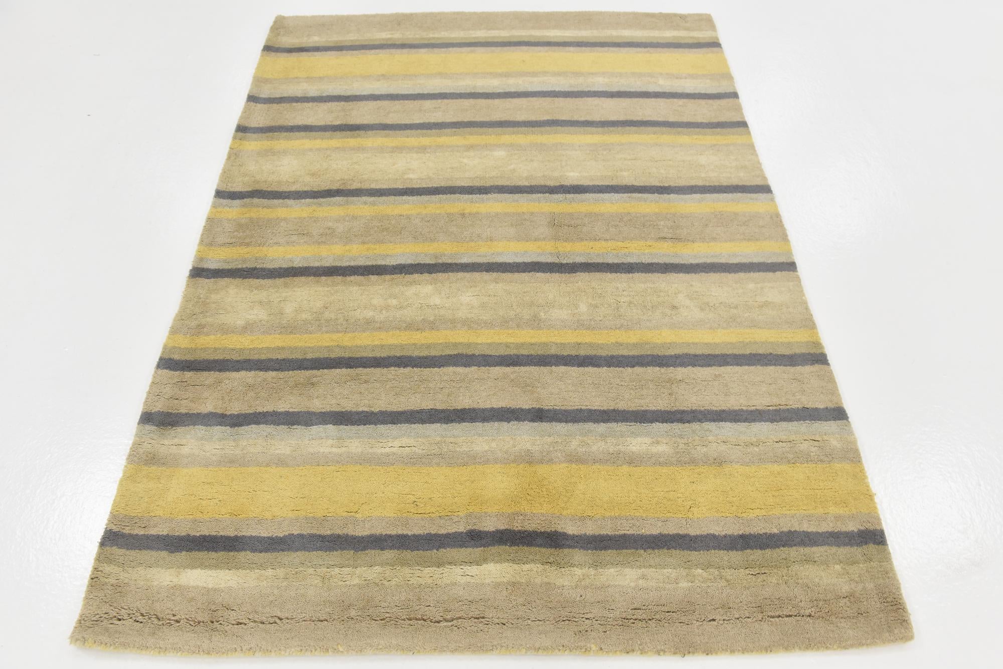 4' x 5' 6 Luna Wool Rug