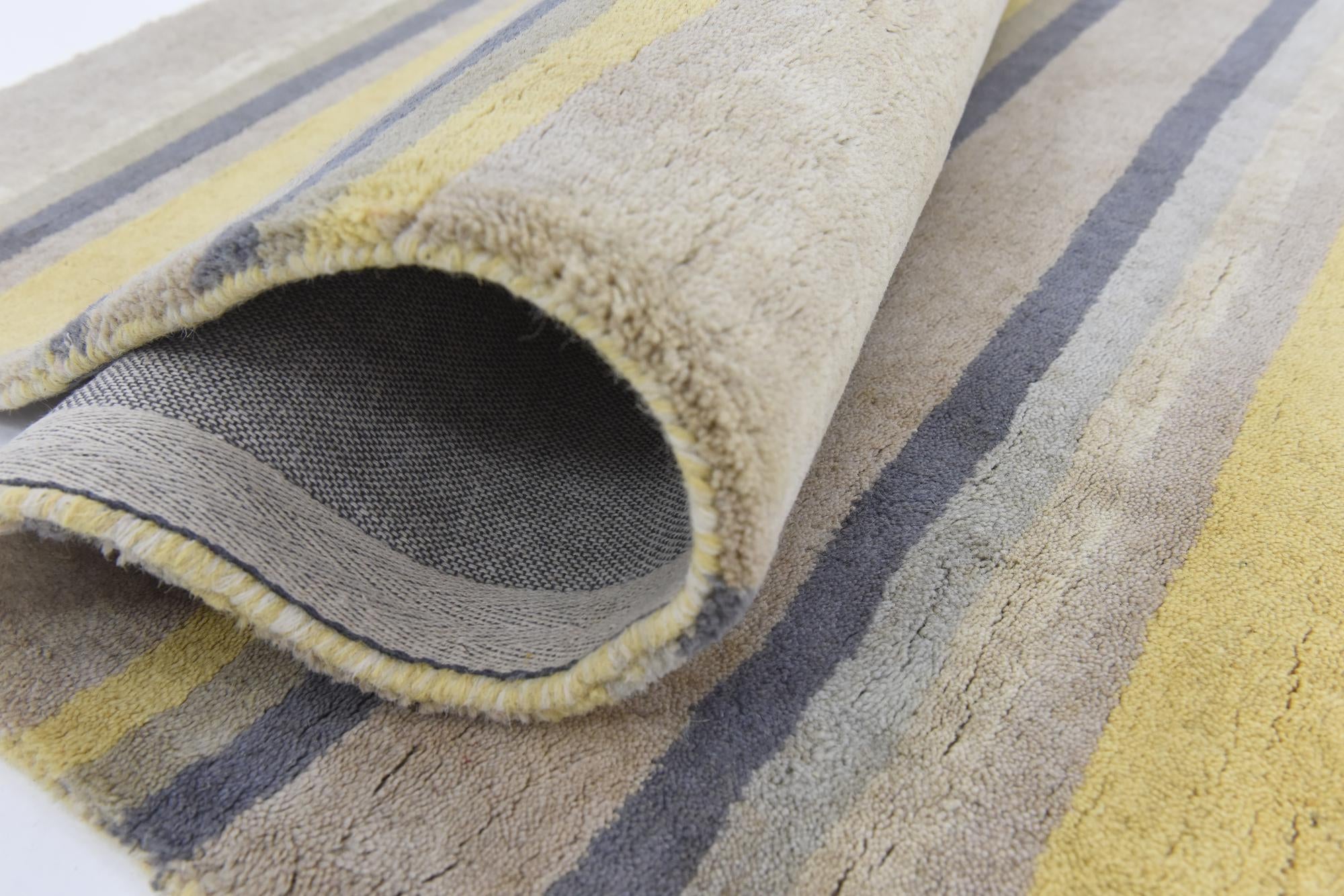 4' x 5' 6 Luna Wool Rug
