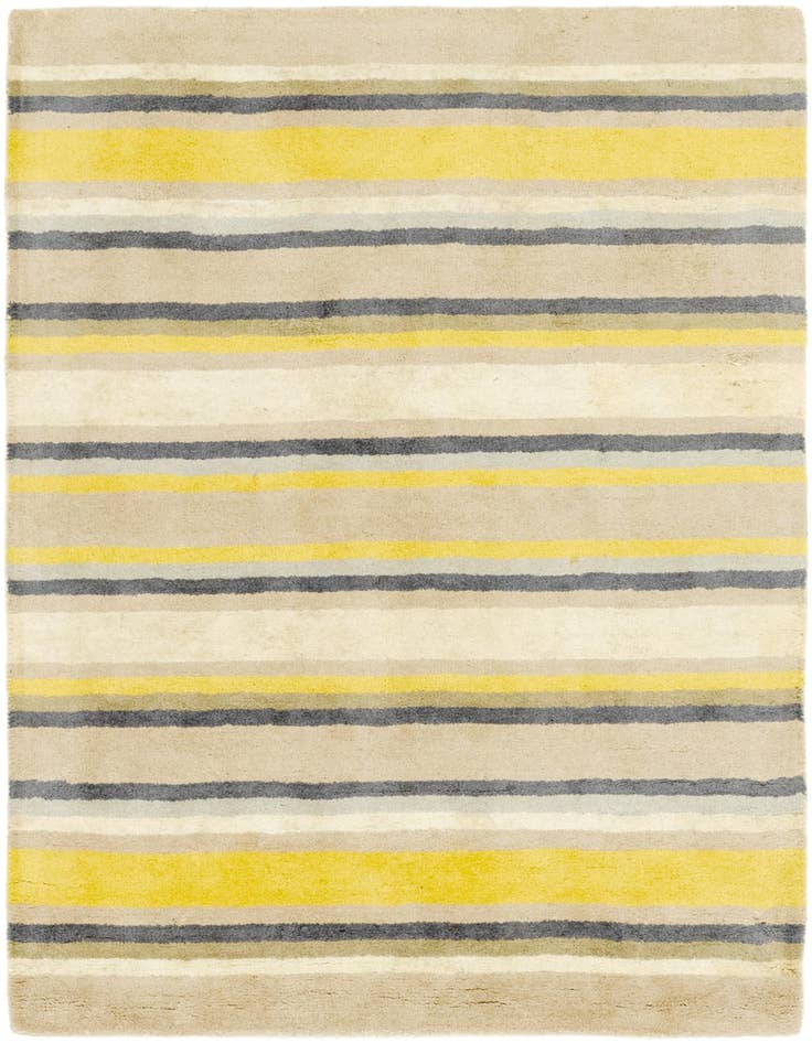 Detail image of 4' x 5' 7 Luna Wool Rug