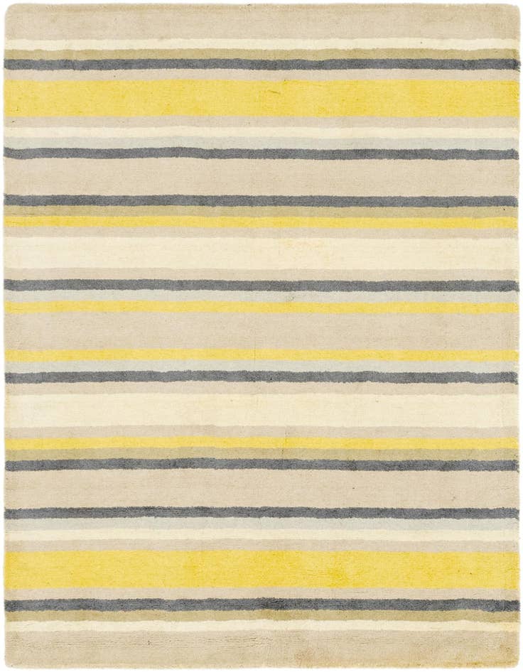 Detail image of 4' x 5' 7 Luna Wool Rug