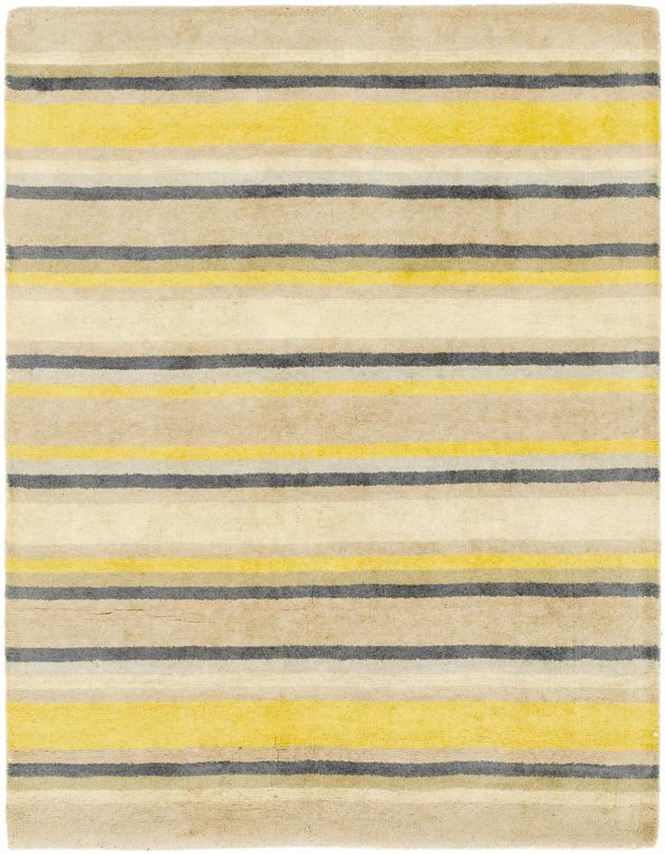 Detail image of 4' x 5' 7 Luna Wool Rug