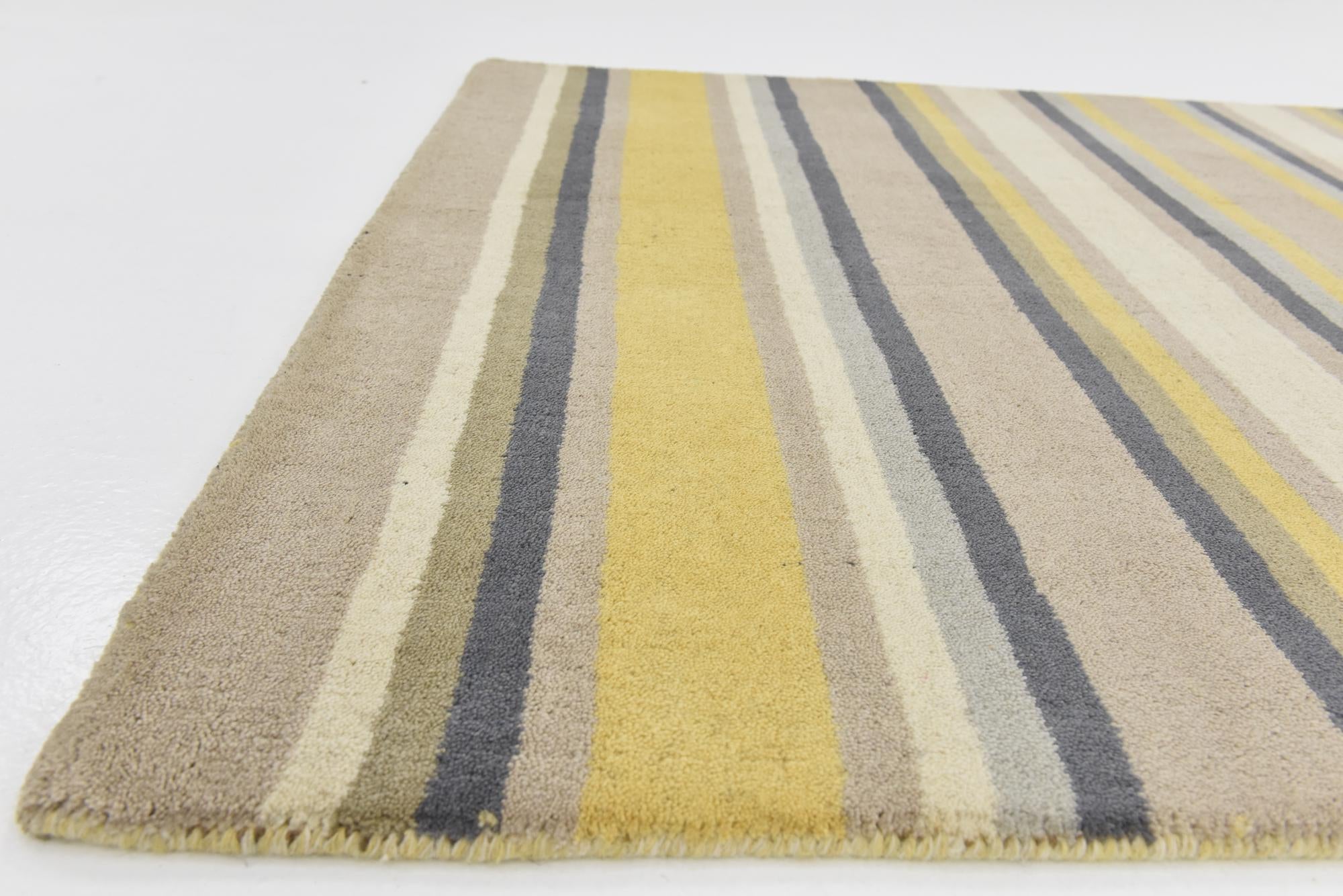 4' x 5' 7 Luna Wool Rug
