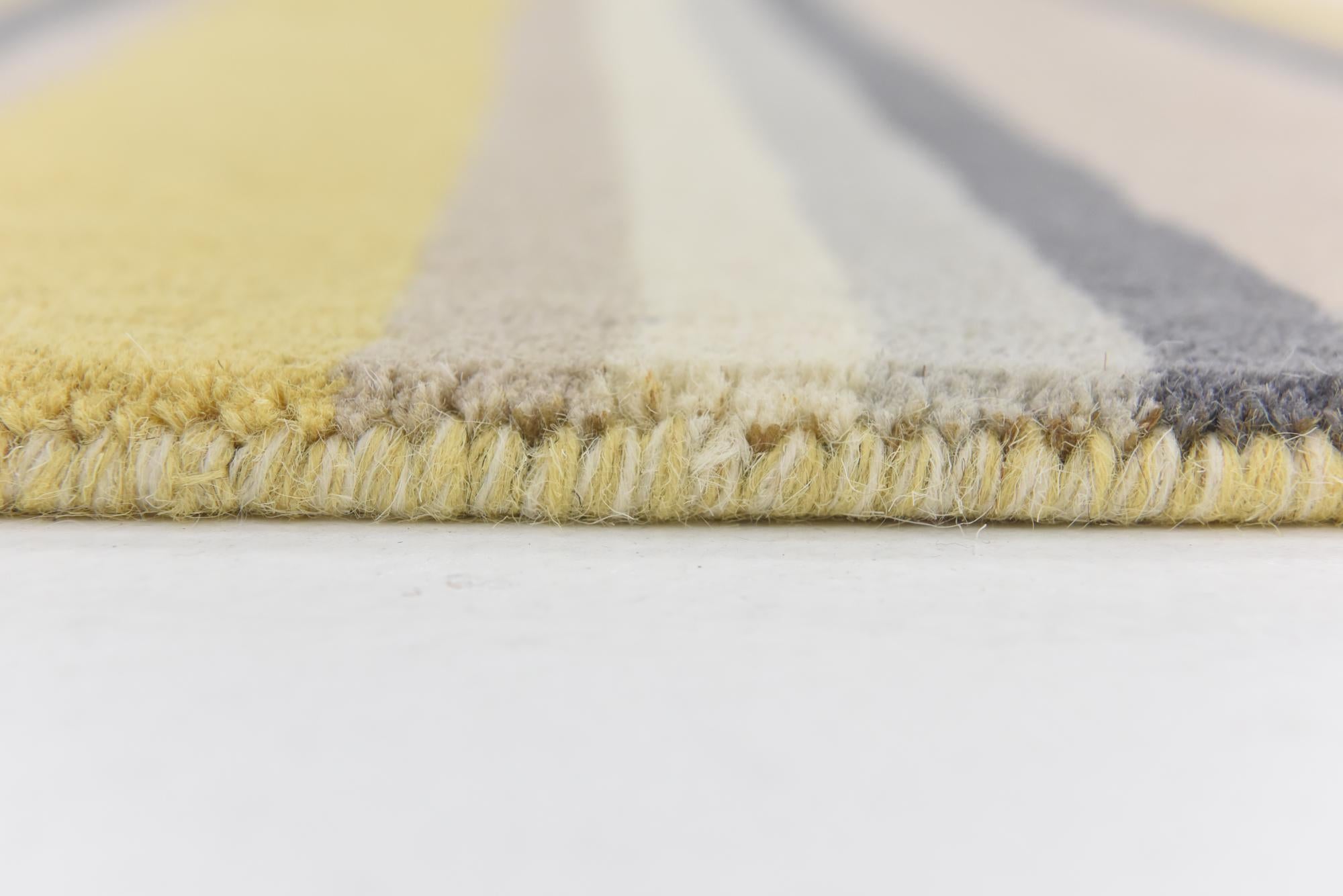 4' x 5' 7 Luna Wool Rug