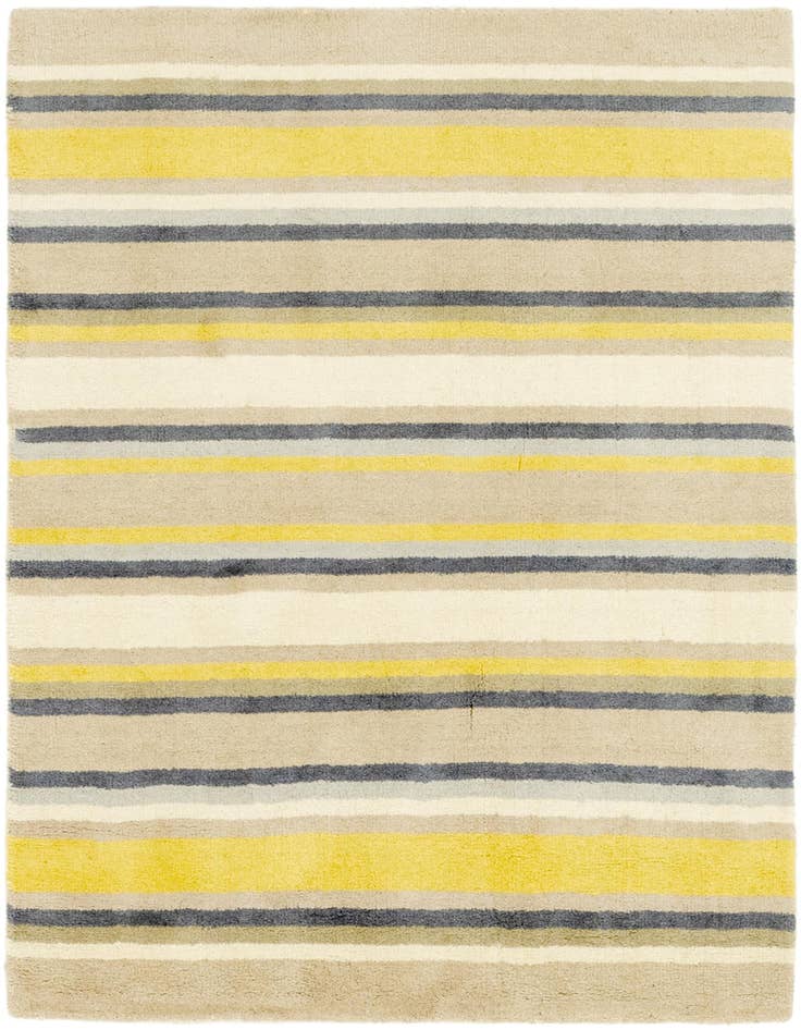 Detail image of 4' x 5' 7 Luna Wool Rug