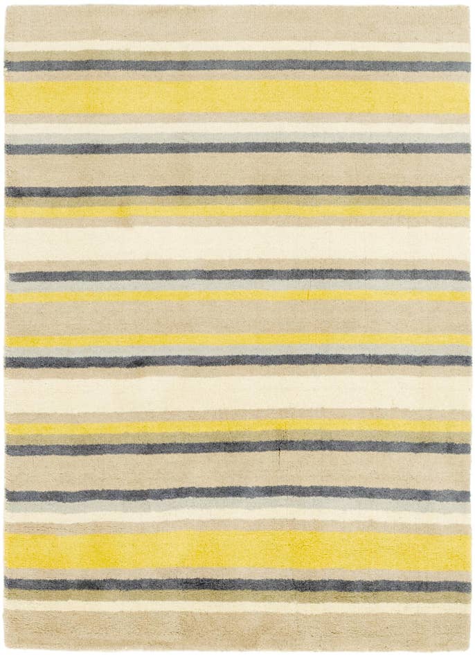Detail image of 4' x 5' 7 Luna Wool Rug