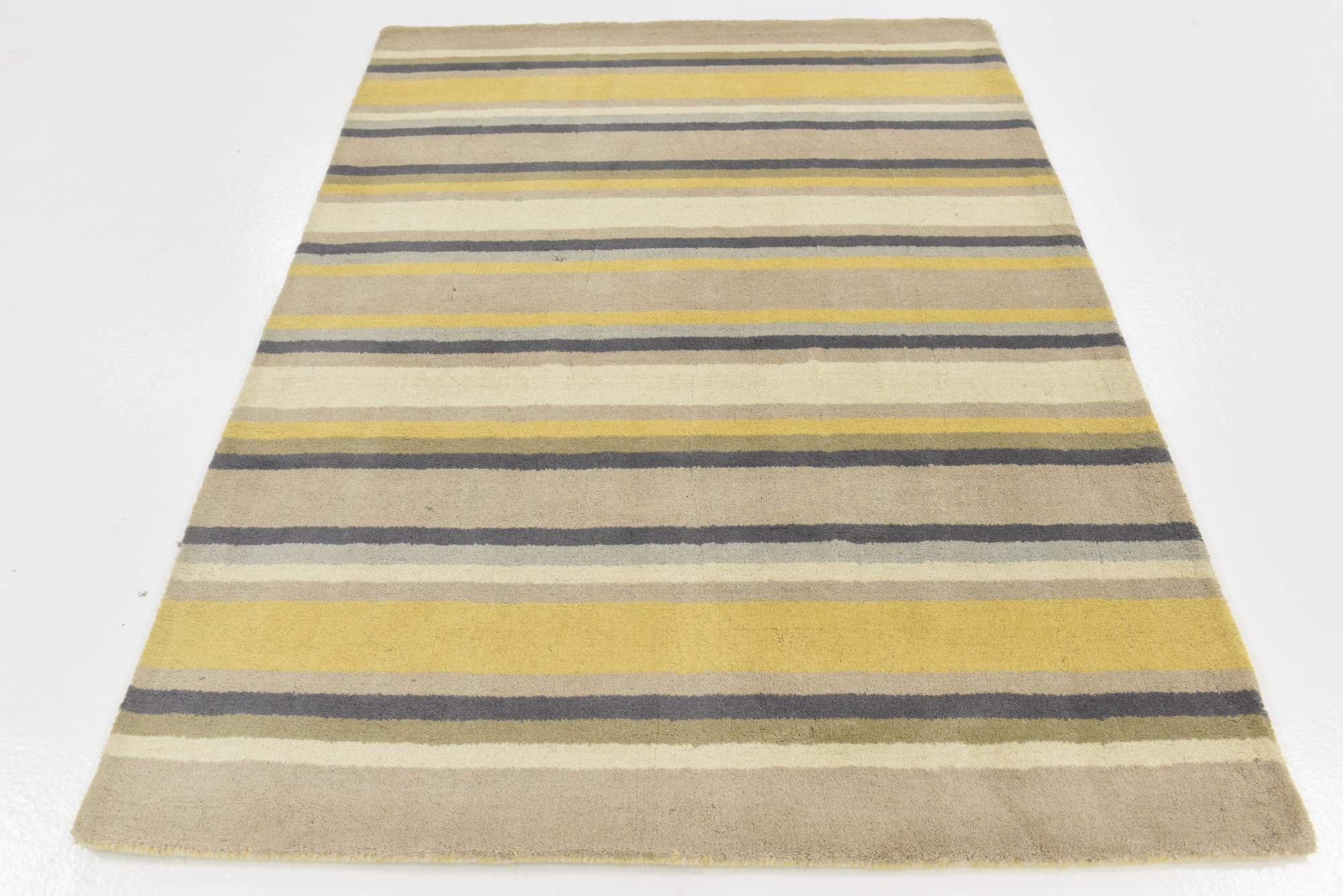 4' 2 x 5' 7 Luna Wool Rug