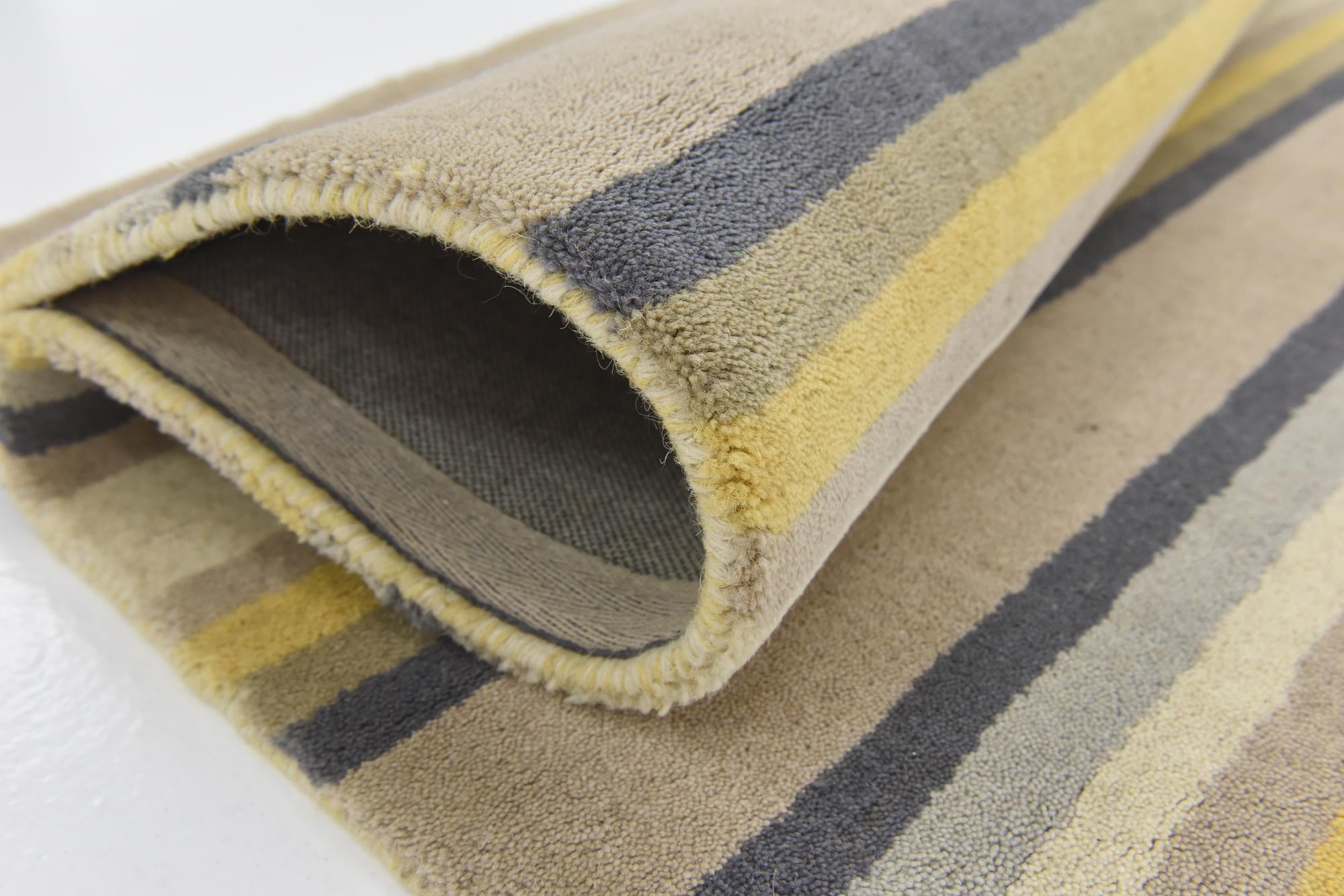 4' 2 x 5' 7 Luna Wool Rug