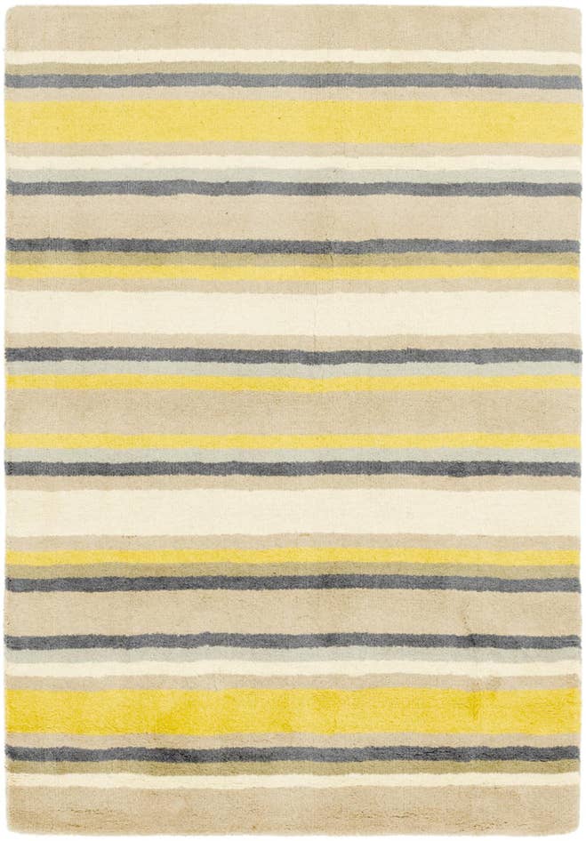 Detail image of 4' x 5' 7 Luna Wool Rug