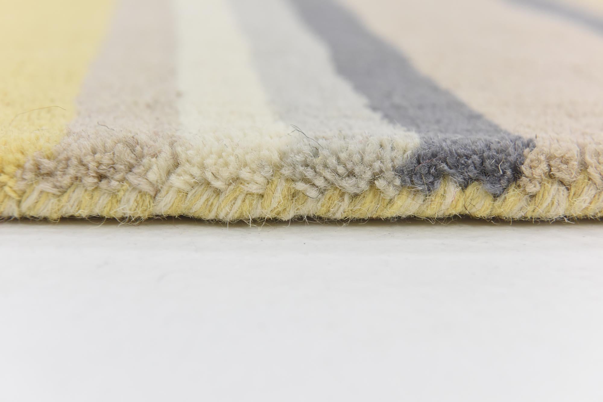 4' x 5' 7 Luna Wool Rug