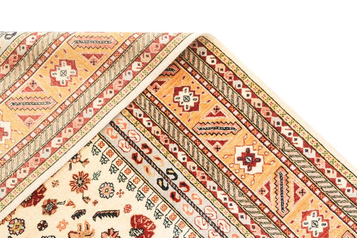 Detail image of 7' 10 x 11' 4 Hand Knotted Luribaft Rug