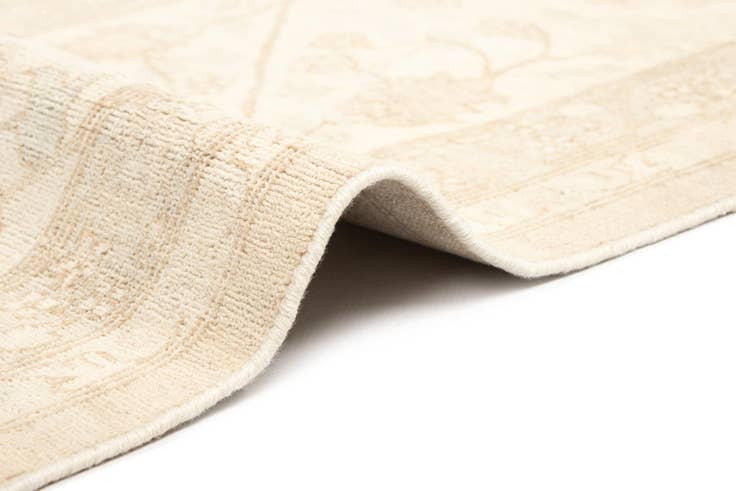Detail image of 8' 10 x 12' 1 Mamluk Rug