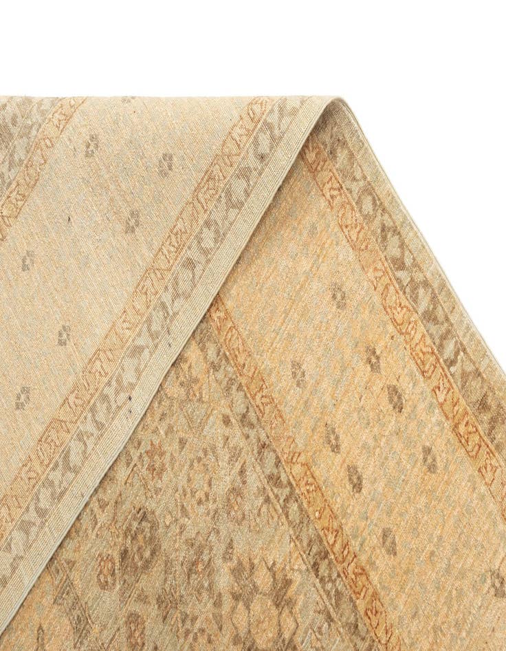Detail image of 6' 9 x 10' 7 Mamluk Wool Rug