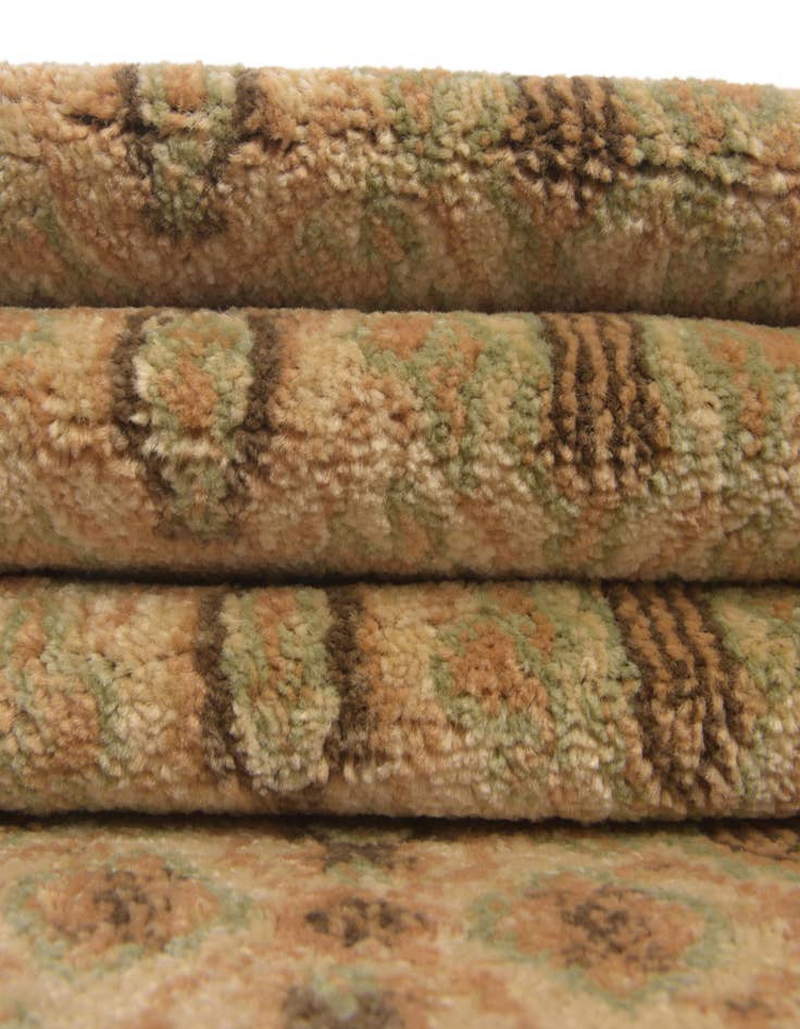 Detail image of 6' x 9' Mamluk Rug