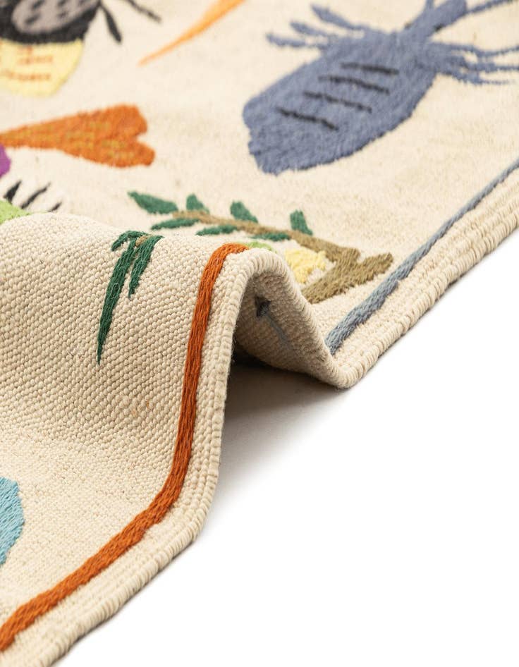 Detail image of 3' 10 x 5' 8  Hand Knotted Marok Kilim Rug