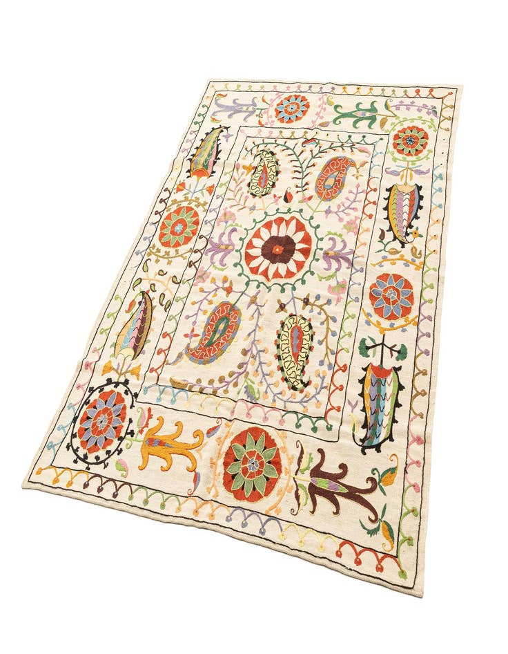 Detail image of 5' 6 x 7' 5  Hand Knotted Marok Kilim Rug