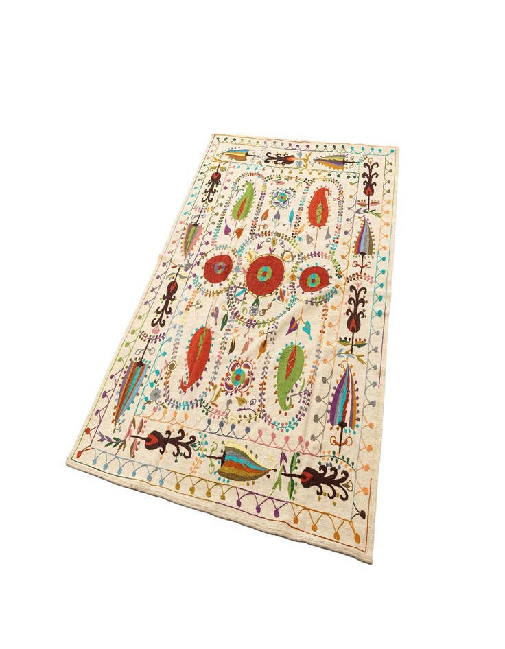 Detail image of 5' 9 x 7' 8  Hand Knotted Marok Kilim Rug