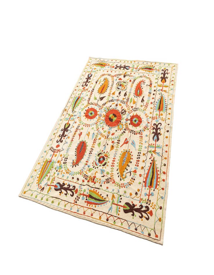 Detail image of 5' 9 x 7' 7  Hand Knotted Marok Kilim Rug