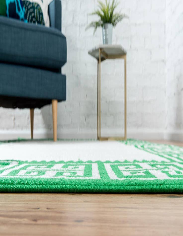 Detail image of 5' x 8' Metropolis Rug