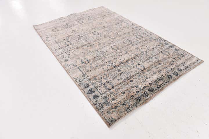 5' x 7' 7 Modern Classical Rug
