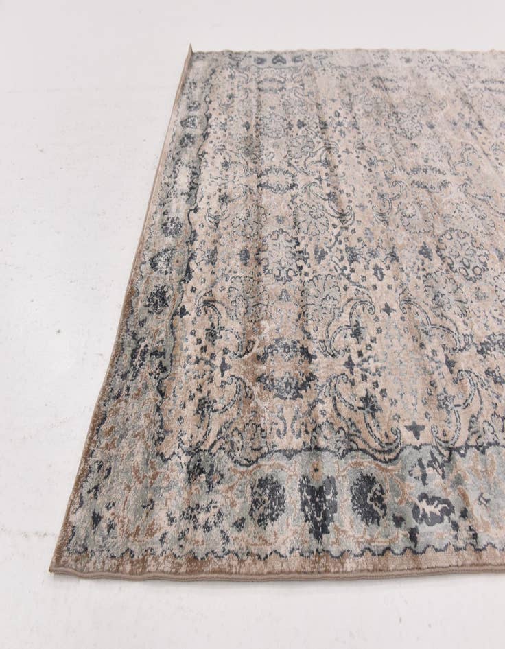 Detail image of 5' x 7' 7 Modern Classical Rug