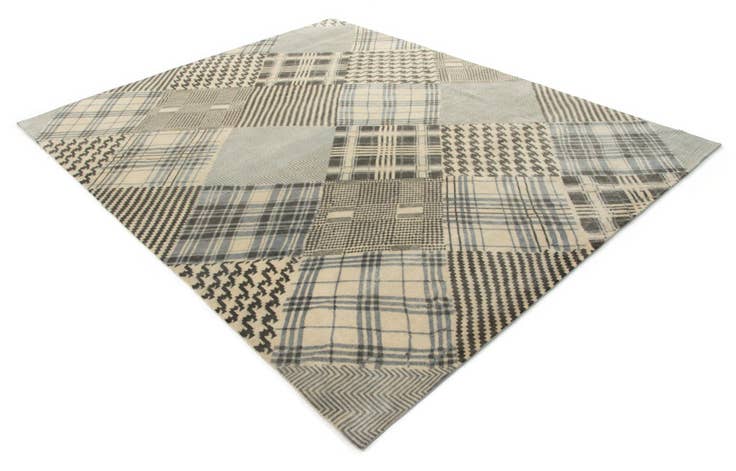 Detail image of 8' 1 x 9' 11 Hand Knotted Modern Manshu Wool Rug