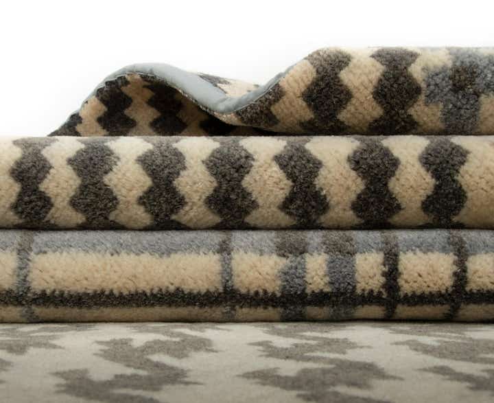 8' 1 x 9' 11 Hand Knotted Modern Manshu Wool Rug