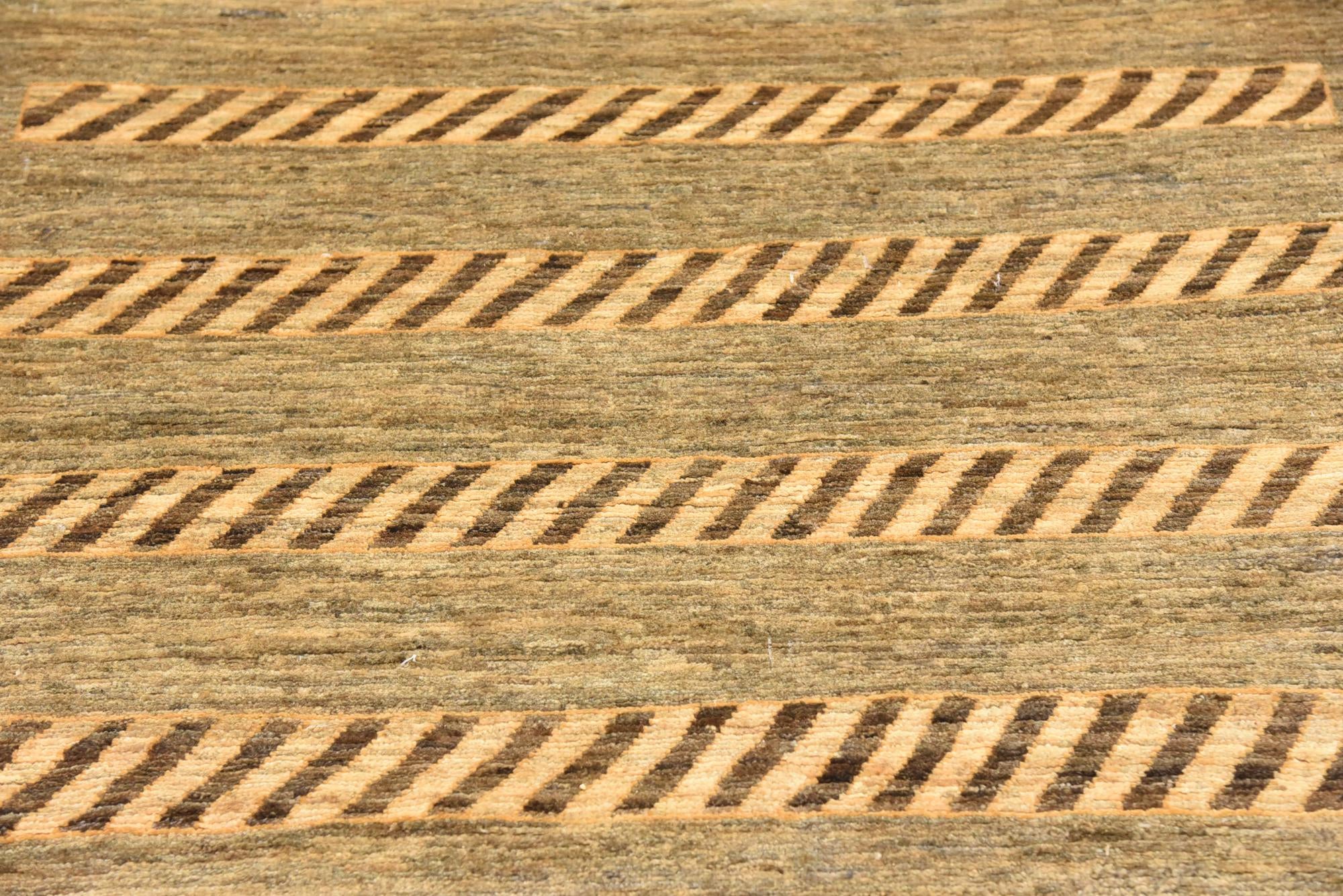 3' 11 x 5' 10 Hand Knotted Modern Ziegler Oriental Rug