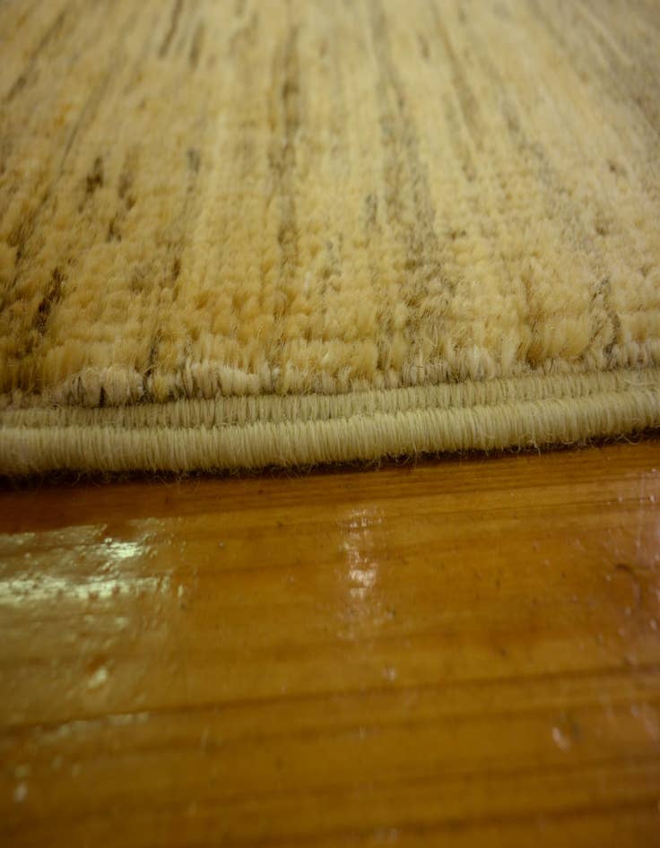 Detail image of 3' 2 x 6' 5  Hand Knotted Modern Ziegler Oriental Rug