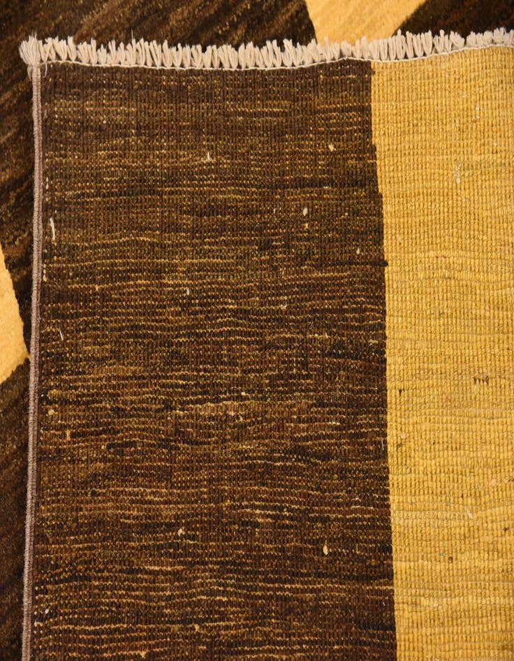 Detail image of 5' x 7'  Hand Knotted Modern Ziegler Rug